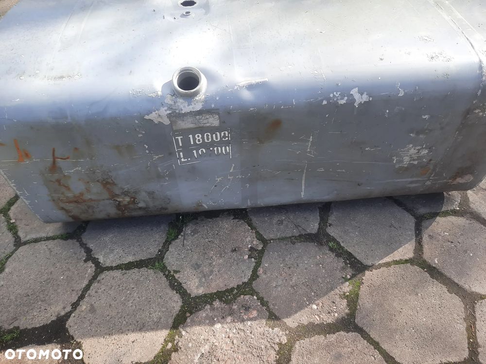 Zbiornik Paliwa 700 L Scania R - 2