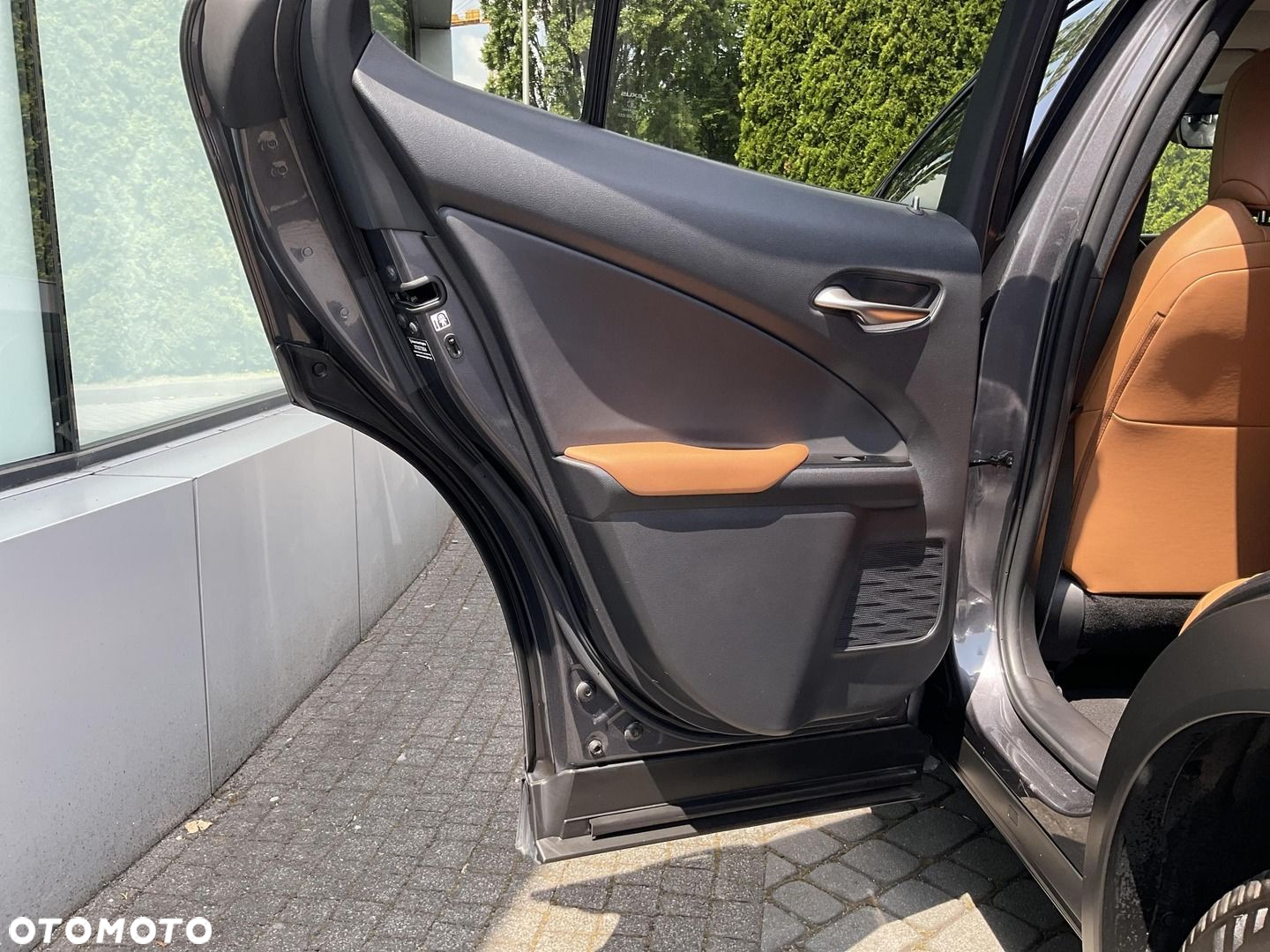 Lexus UX - 22