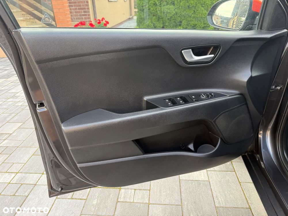 Kia Stonic 1.2 Dream-Team Edition - 35