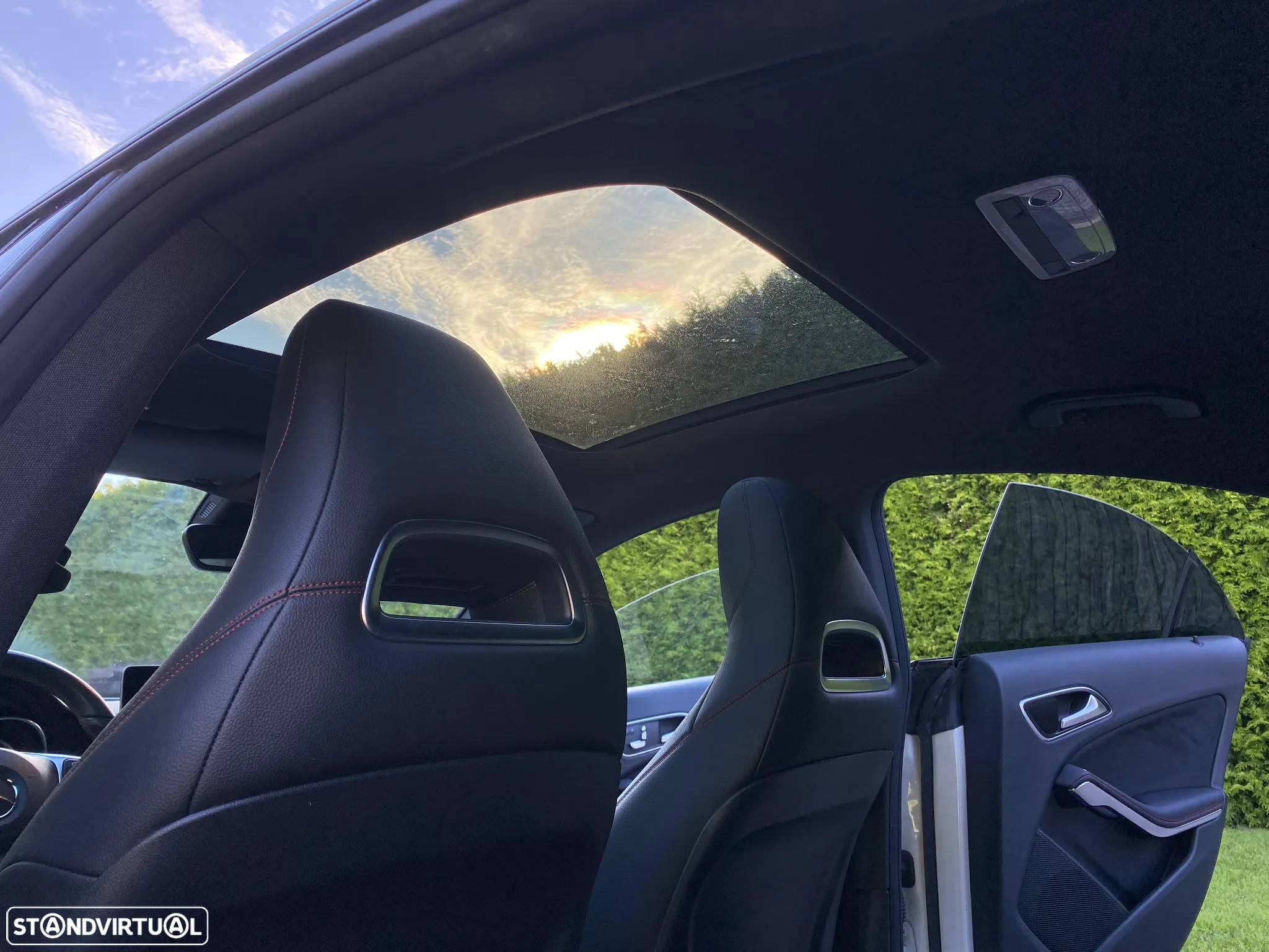 Mercedes-Benz CLA 180 d AMG Line - 2