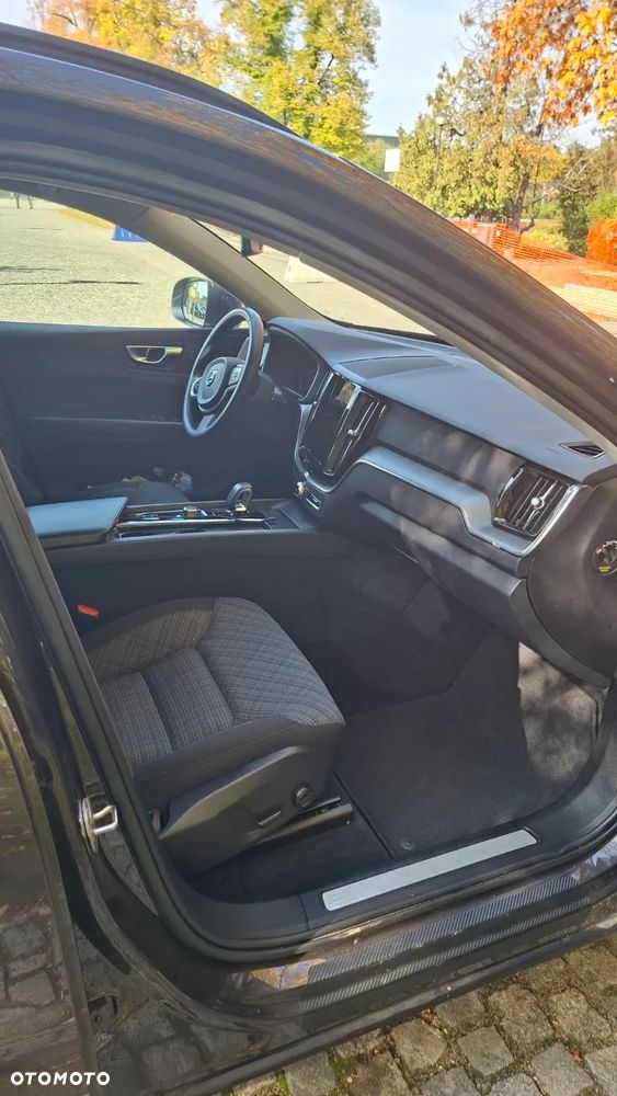 Volvo XC 60 B4 D AWD Core - 6
