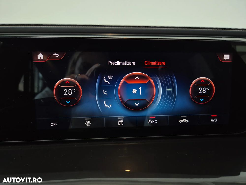 Mercedes-Benz EQC 400 4Matic - 28