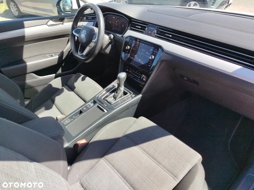 Volkswagen Passat Variant 2.0 TDI EVO Business DSG - 8