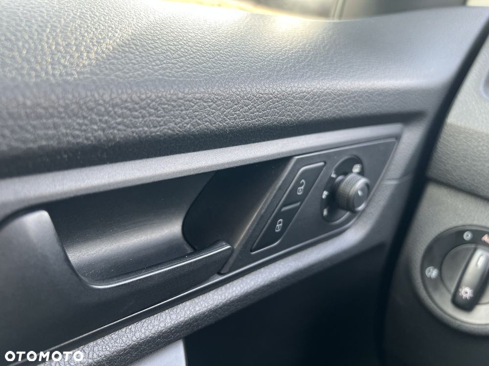Volkswagen Caddy - 12