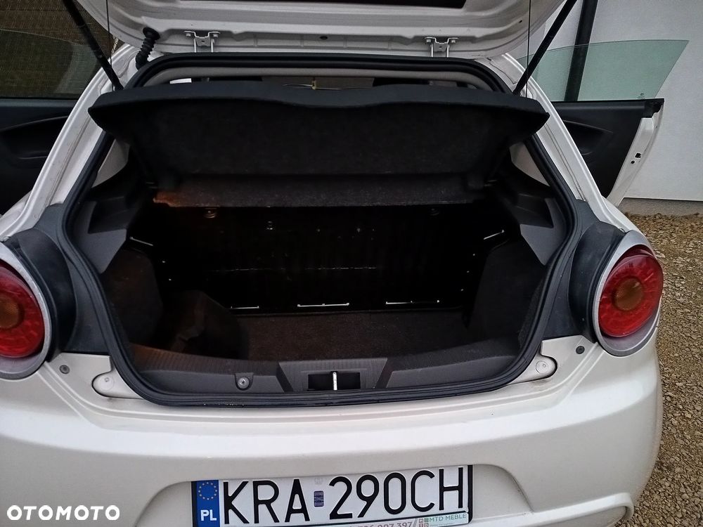 Alfa Romeo Mito 1.4 16V - 12