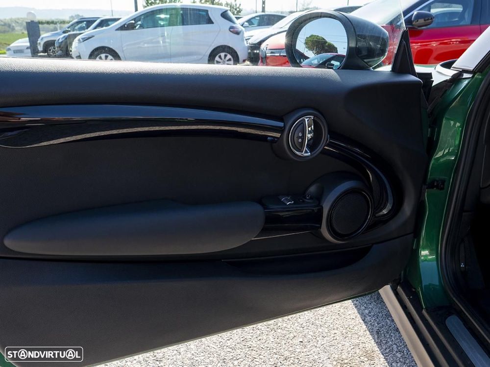 MINI 3 Portas Cooper SE Essential - 21