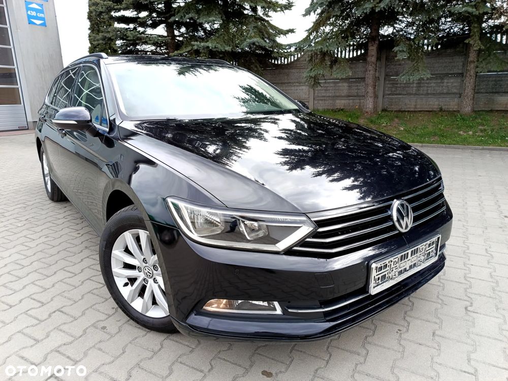 Volkswagen Passat - 4
