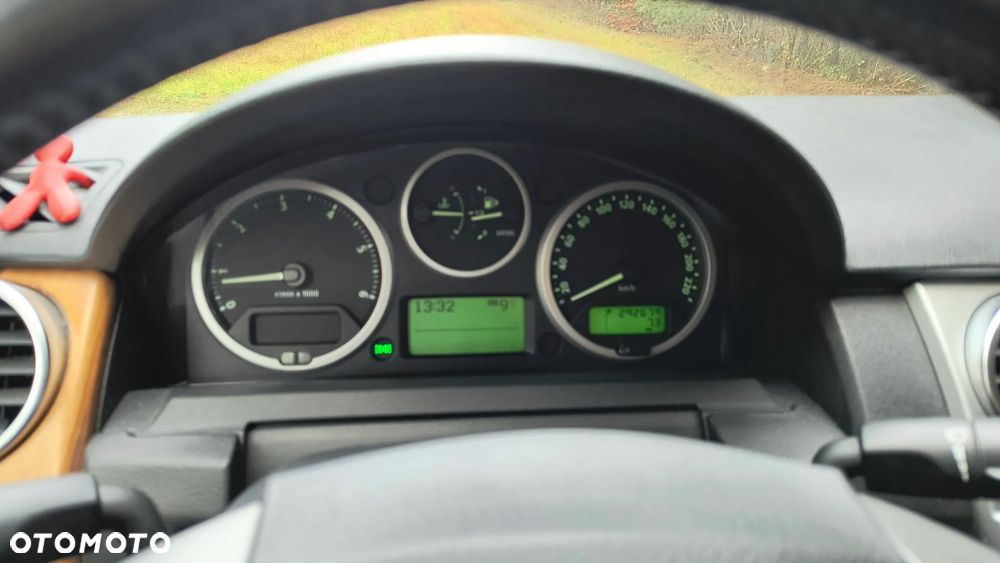 Land Rover Discovery 2.7D V6 HSE - 12