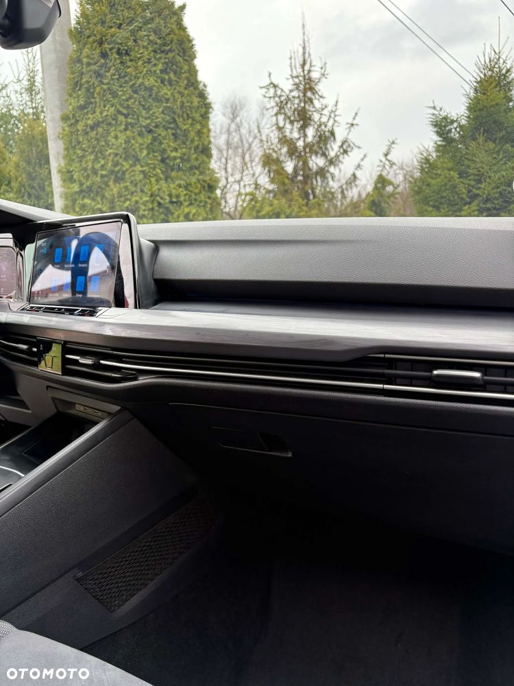 Volkswagen Golf - 12