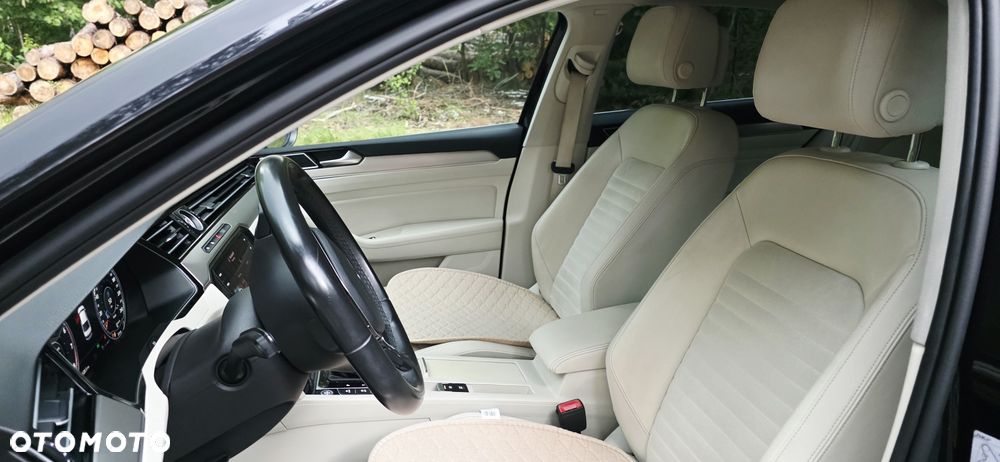 Volkswagen Passat 1.8 TSI BMT Highline DSG - 32