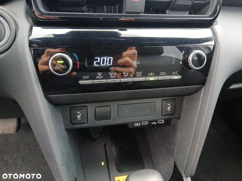 Toyota Yaris Cross Hybrid 1.5 Style - 31