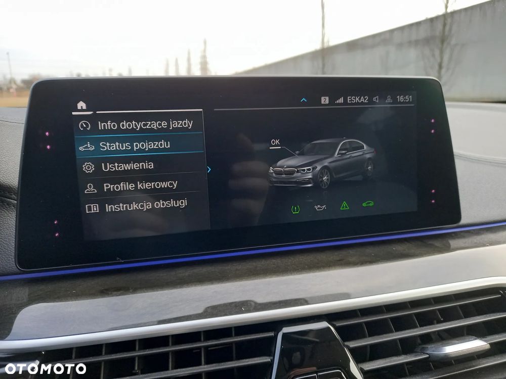 BMW Seria 5 530i xDrive Luxury Line - 34