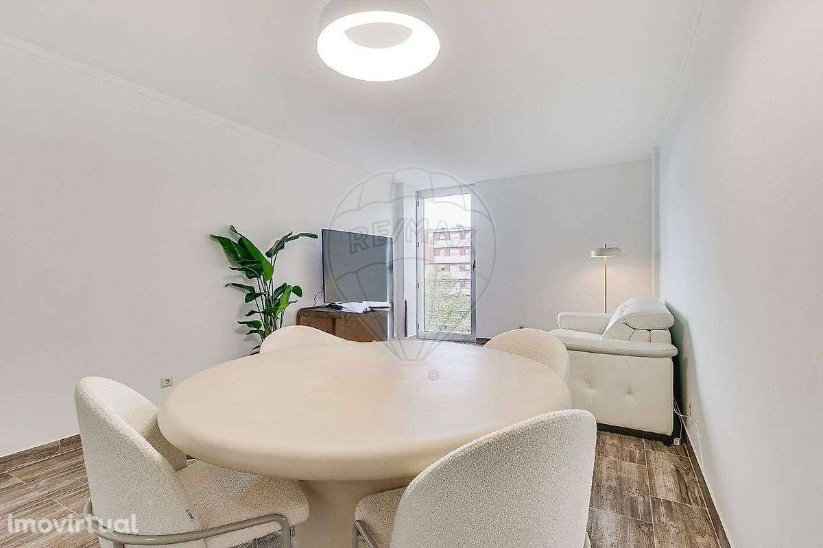 Apartamento T1 para arrendamento - Grande imagem: 4/17