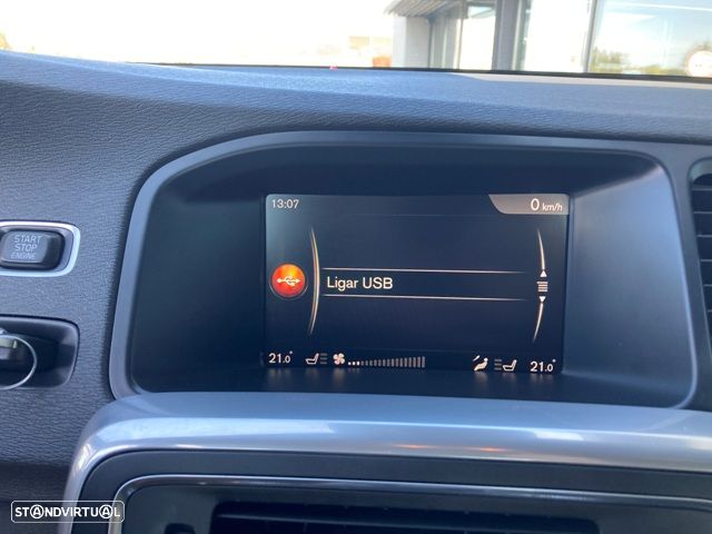 Volvo S60 Cross Country D3 Geartronic Pro - 22