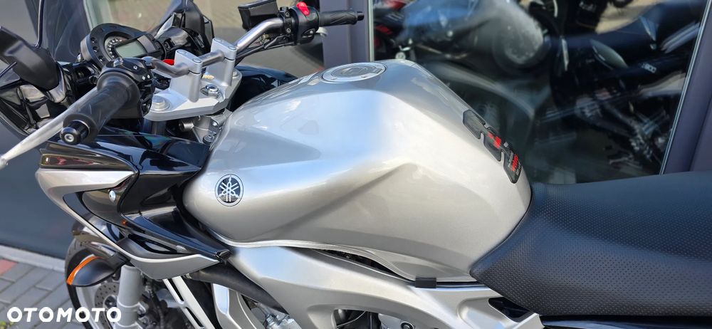 Yamaha FZ6 - 31