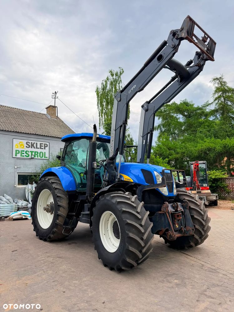 New Holland T 7050 - 6