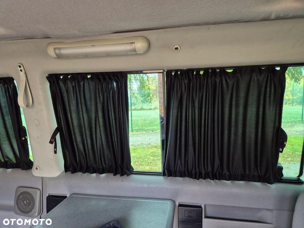 Volkswagen Multivan Standard - 39