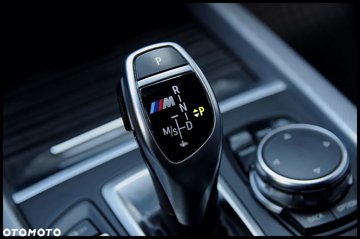 BMW X5 xDrive40d - 28