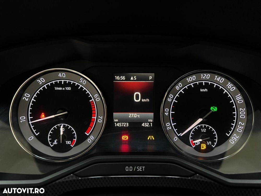 Skoda Superb 1.4 TSI ACT DSG SportLine - 8
