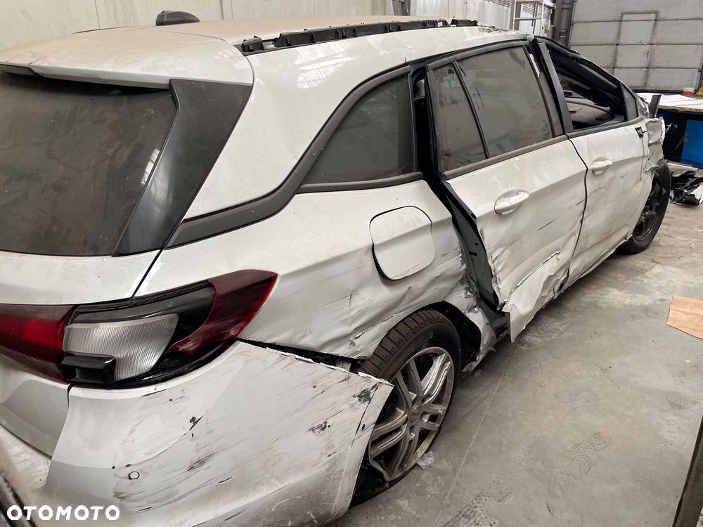 Opel Astra - 7