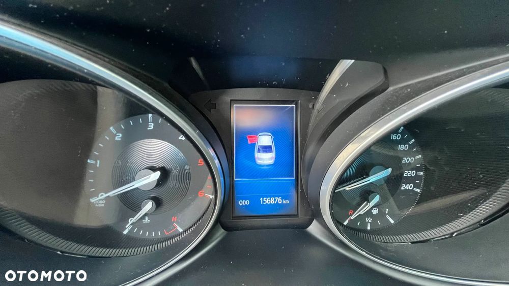 Toyota Avensis 2.0 D-4D Premium - 4