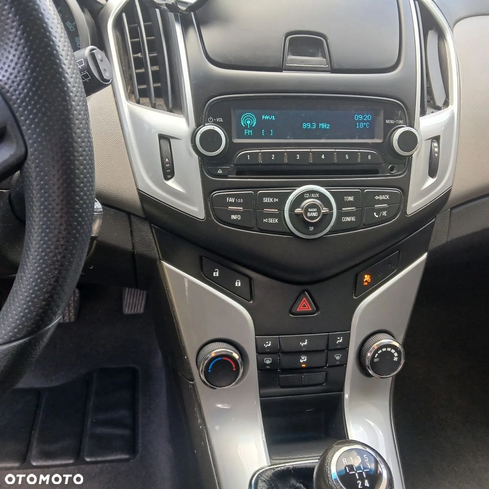 Chevrolet Cruze - 9