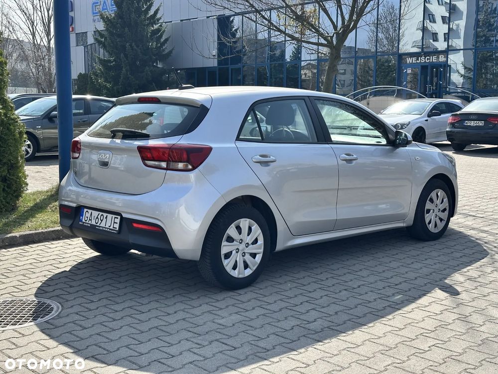 Kia Rio 1.2 M - 7