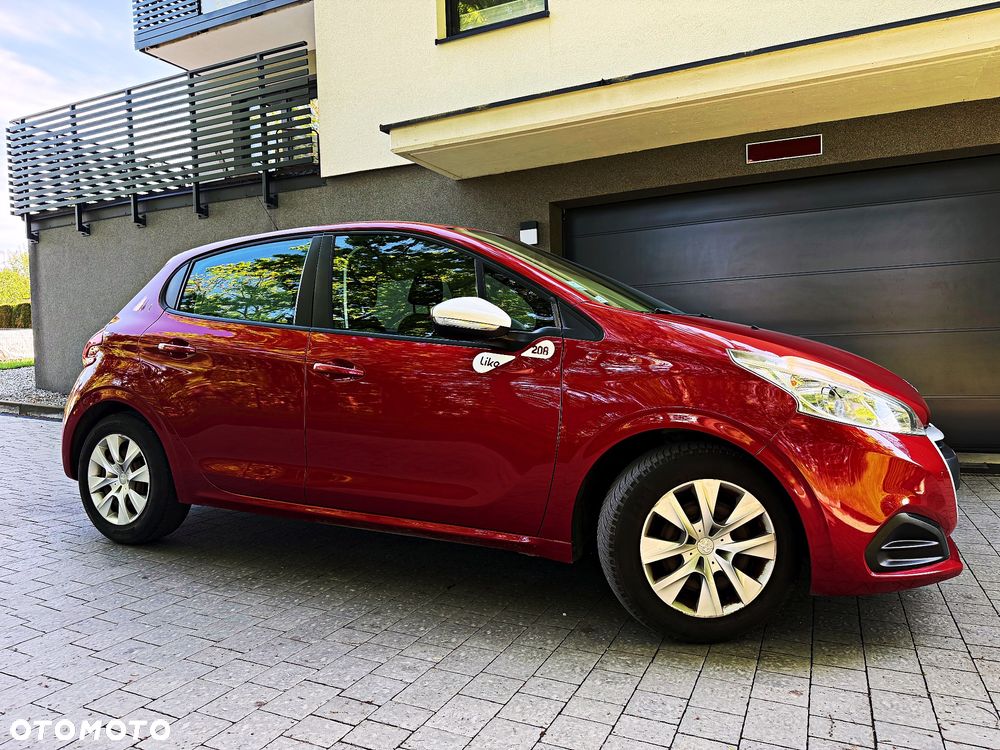 Peugeot 208 PureTech 82 Urban Move - 4