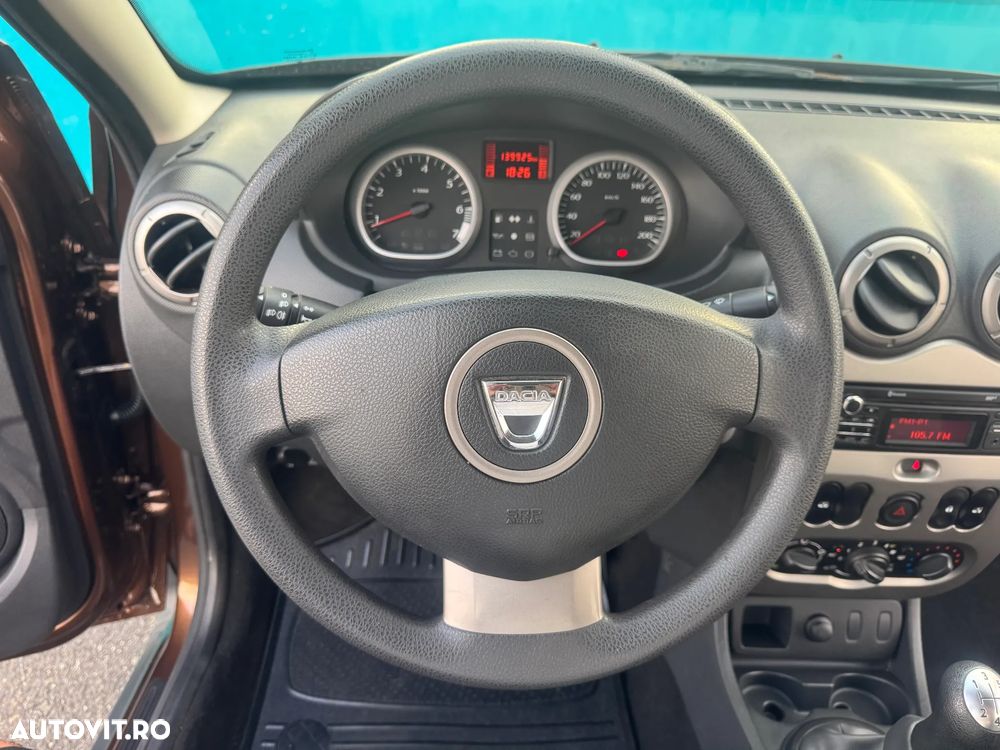 Dacia Duster 1.6 4x2 Prestige - 30