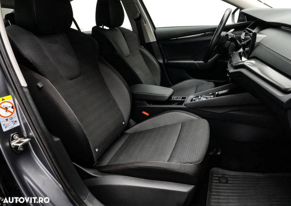 Skoda Octavia 2.0 TDI DSG Style - 14