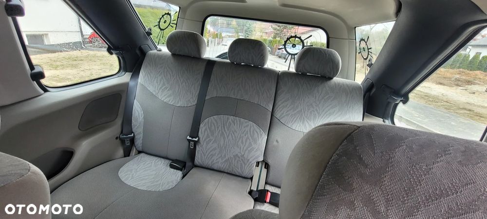 Land Rover Freelander - 23