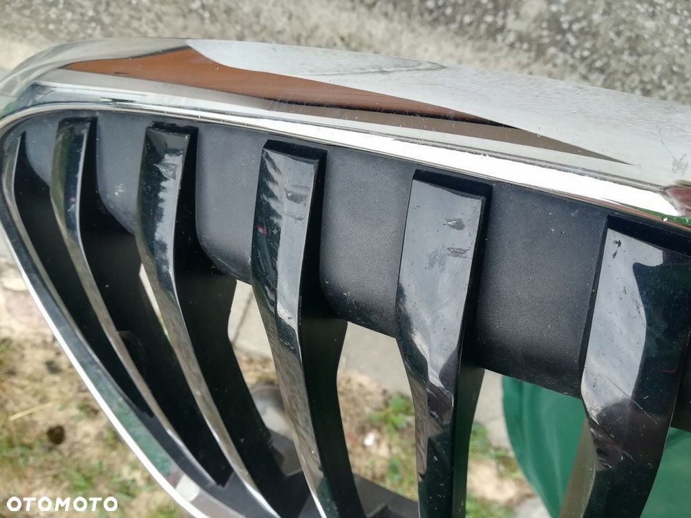 BMW X1 F48 LCI LIFT GRILL ATRAPA NERKA ORYGINAŁ - 3