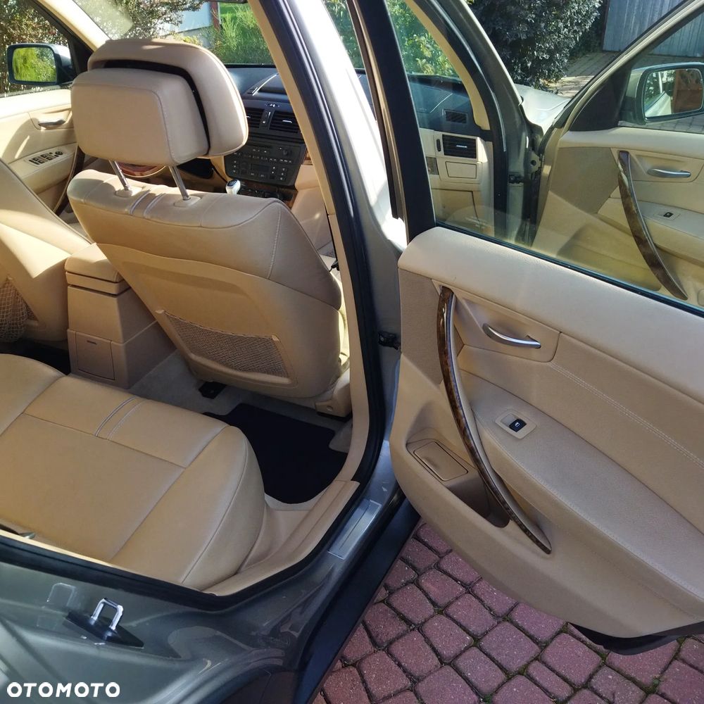 BMW X3 2.0d - 8