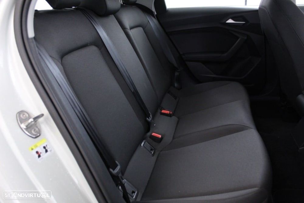 Audi A1 Sportback 25 TFSI Advanced - 15