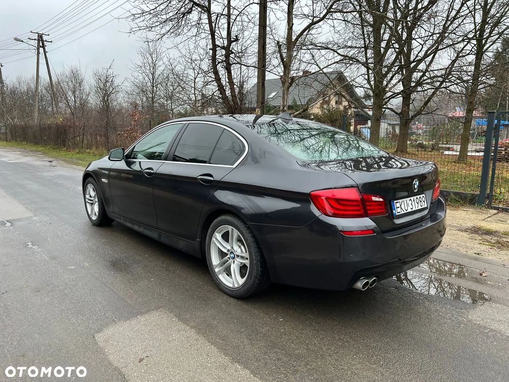 BMW Seria 5 520d Sport-Aut - 3