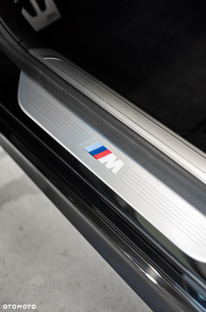 BMW Seria 7 750Li - 4