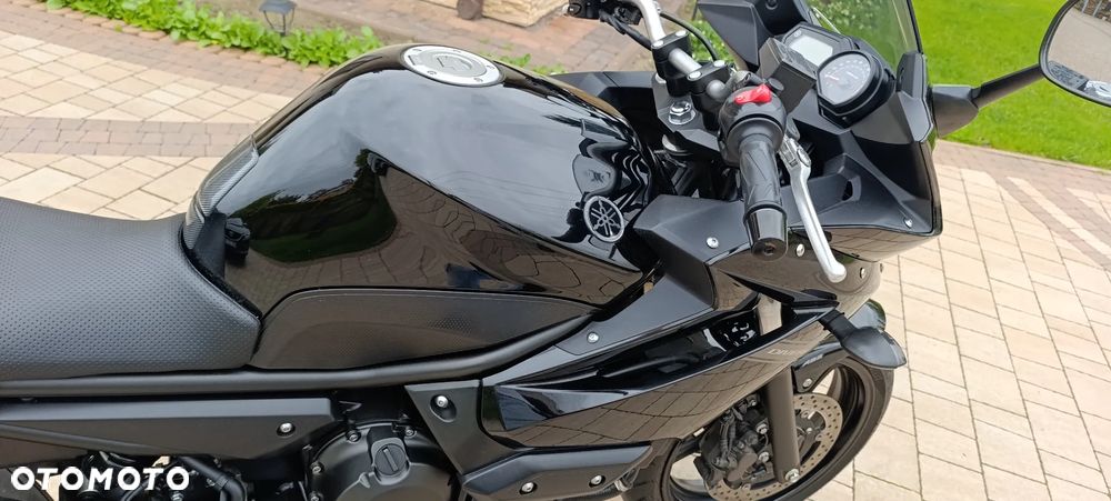 Yamaha XJ - 21