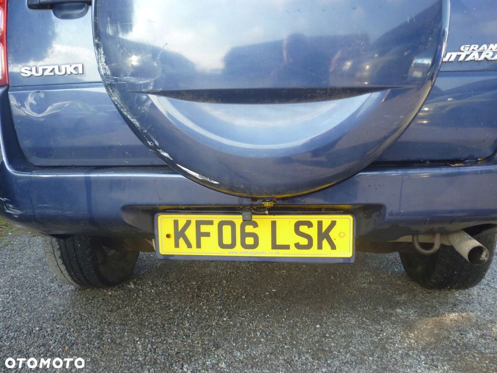 KLAPA TYŁ TYLNA KOMPLETNA SUZUKI GRAND VITARA II Z2U 06r. 5D - 3