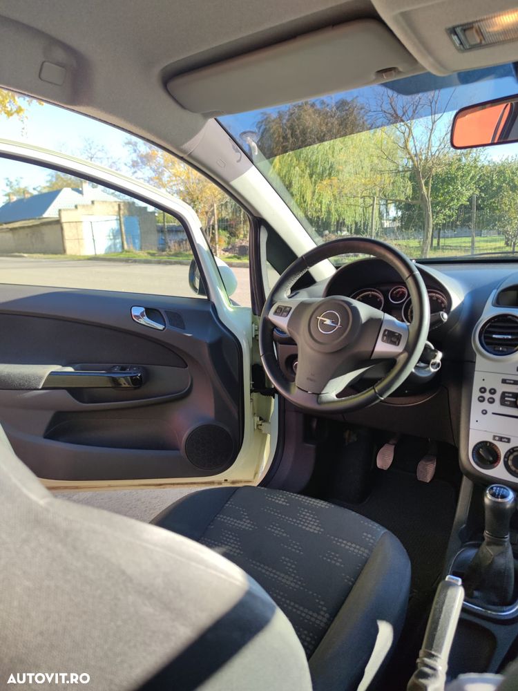 Opel Corsa 1.3 CDTI Enjoy - 18