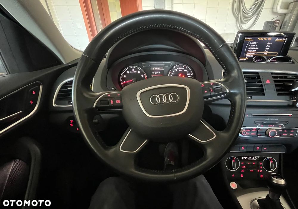Audi Q3 1.4 TFSI S tronic - 12