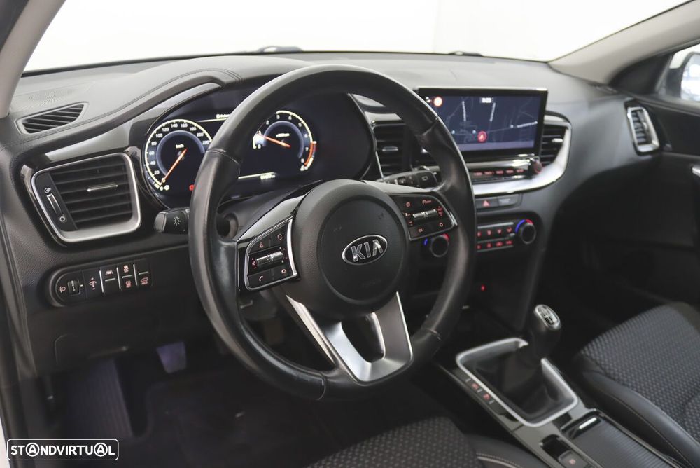 Kia XCeed 1.0 T-GDI Drive - 3