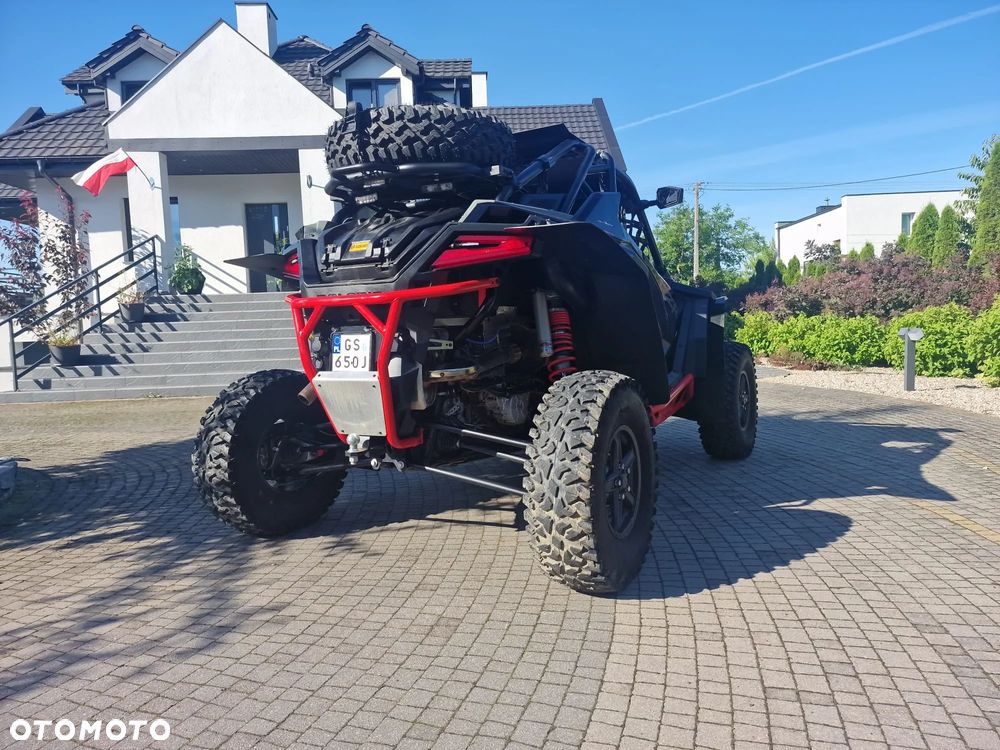 Polaris RZR - 6