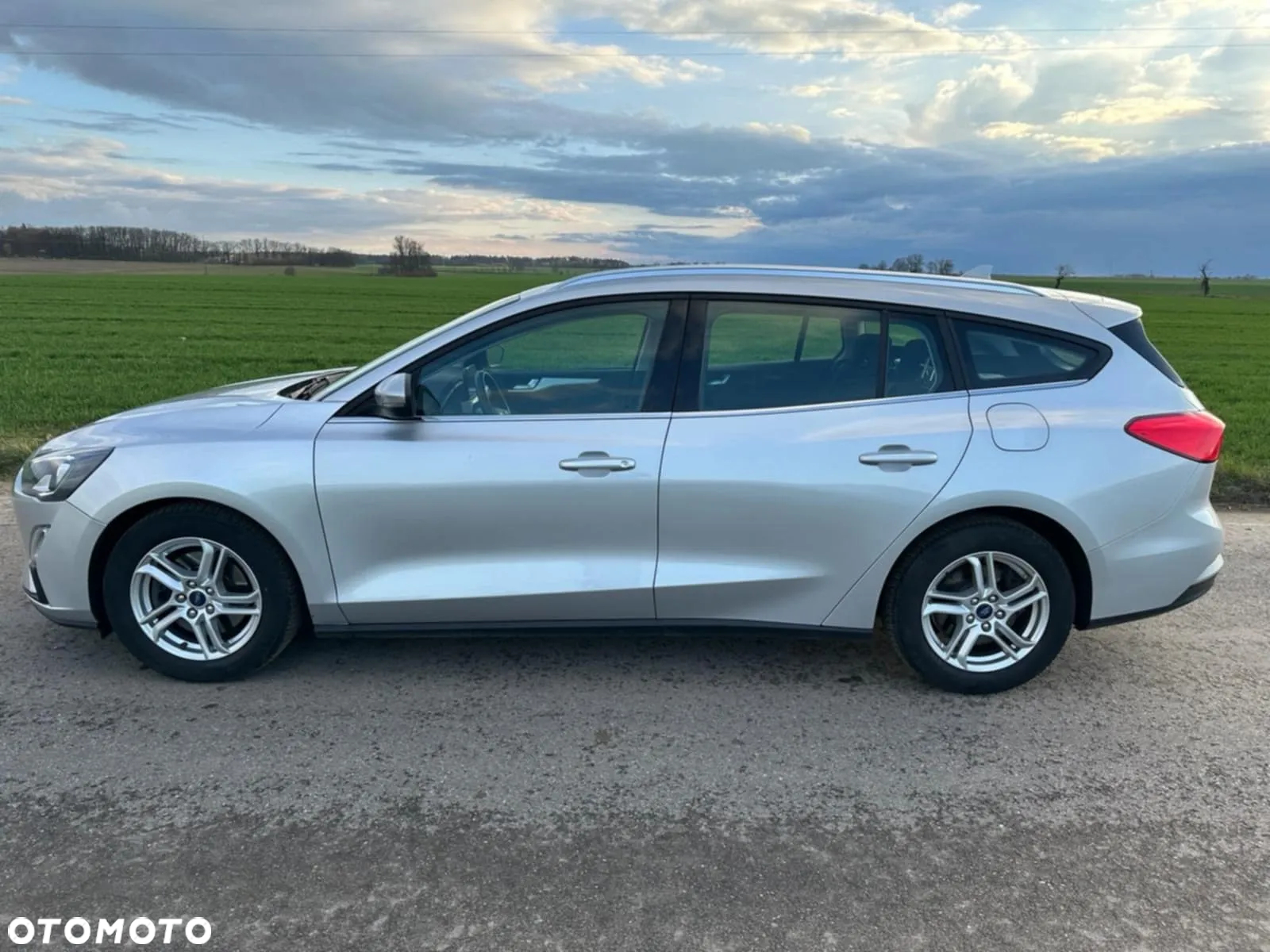 Ford Focus 1.5 EcoBlue Start-Stopp-System COOL&CONNECT - 3