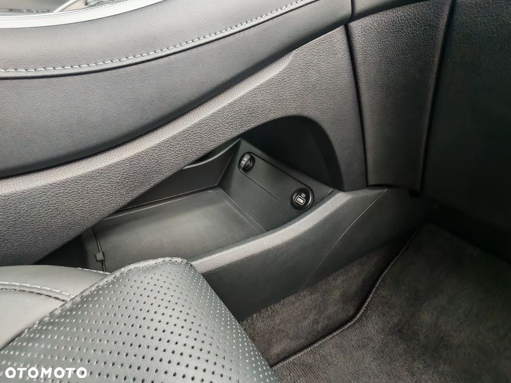 Hyundai Santa Fe - 25
