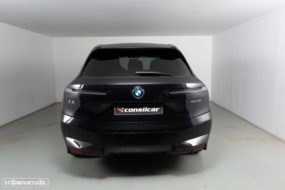 BMW iX xDrive 40 Pack Desportivo - 6