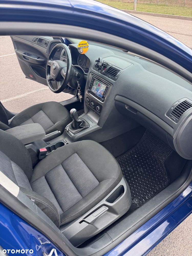 Skoda Octavia 1.6 TDI Active - 10