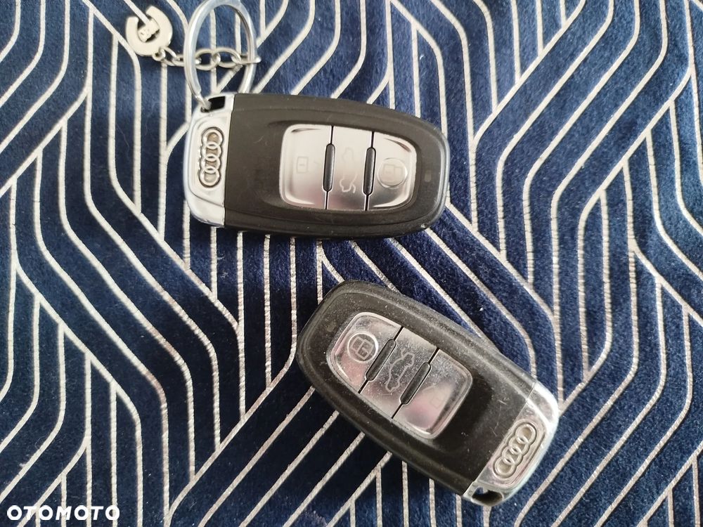 Audi A4 Avant 2.0 TDI - 16