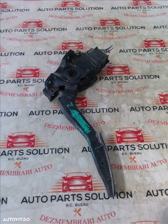 pedala acceleratie land rover freelander 2 2.2d - 1