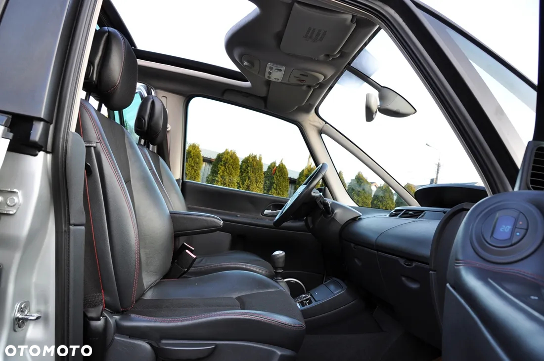 Renault Espace 2.0T Dynamique - 11