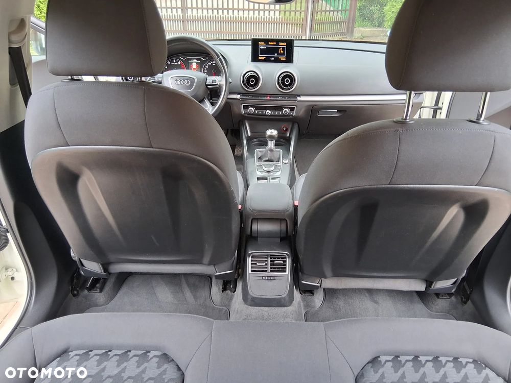Audi A3 Sportback 1.4 TFSI Attraction - 13